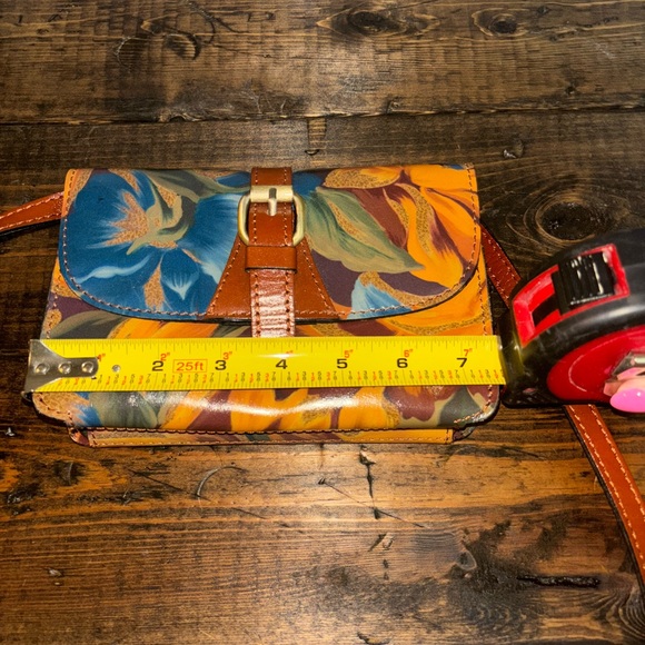 Patricia Nash Floral Leather Crossbody Bag - Picture 6 of 7